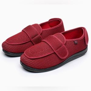 NWOB Levasgo diabetic wide burgundy slippers/ shoes with Velcro